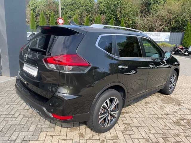 Nissan X-Trail 1.6 DIG-T N-Connecta Navi AVM PGD SH LED