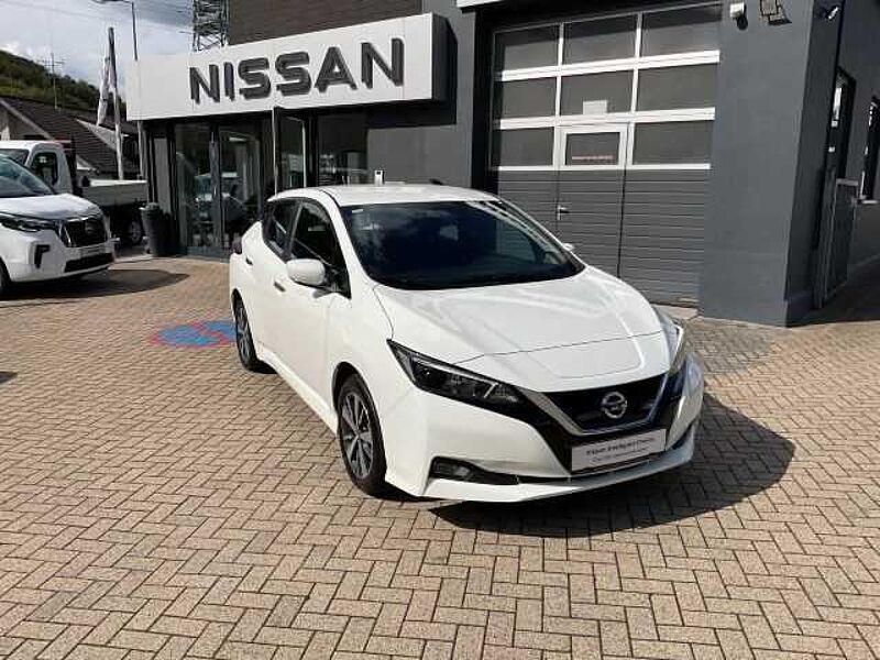 Nissan Leaf 40kWh Acenta Navi Kamera Alu Klimaautomatik