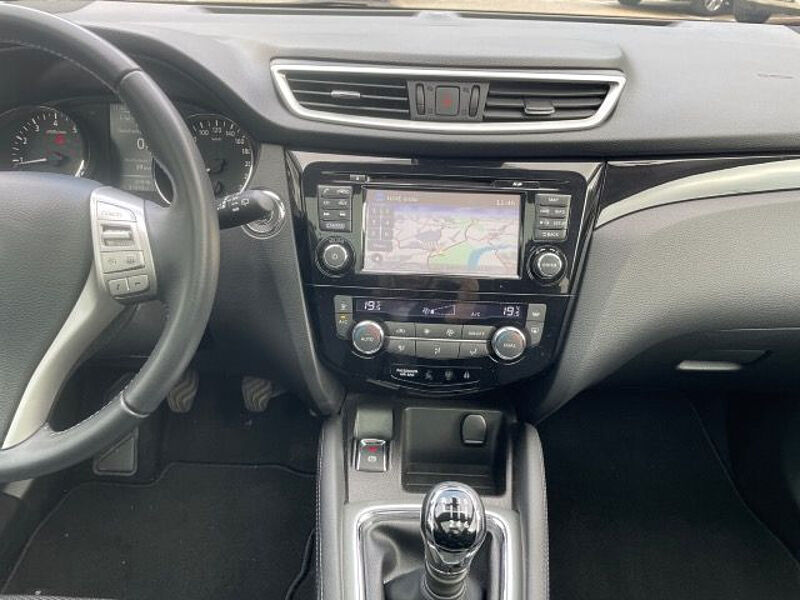 Nissan Qashqai 1.2 DIG-T N-Connecta Navi AVM-Kamera PGD