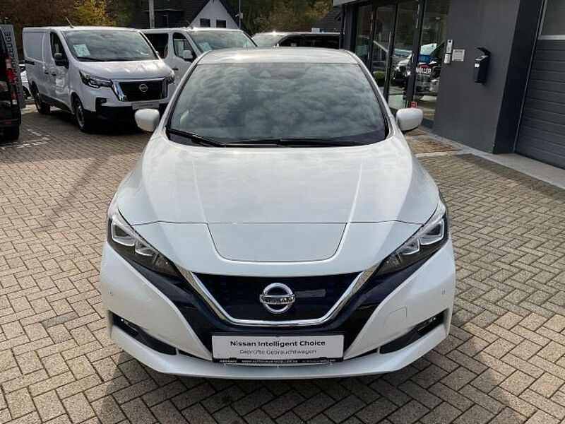 Nissan Leaf 40kWh Tekna Leder SH BOSE Navi AVM ProPilot