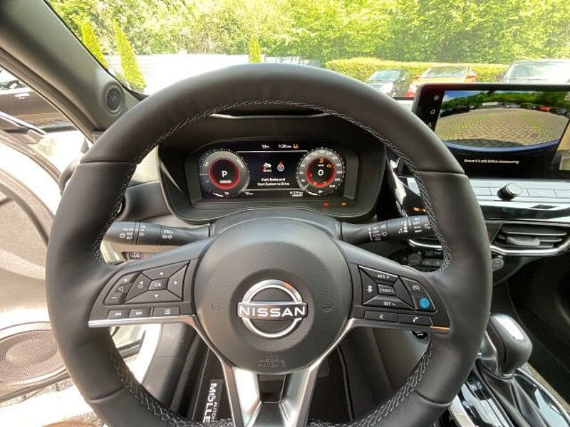 Nissan Juke 1.6 Hybrid Tekna Navi 19' Bose 143PS 19'