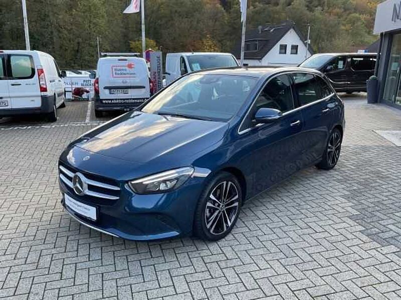 Mercedes-Benz B 200 B -Klasse B200 Edition 19 Navi Kamera Leder Pano