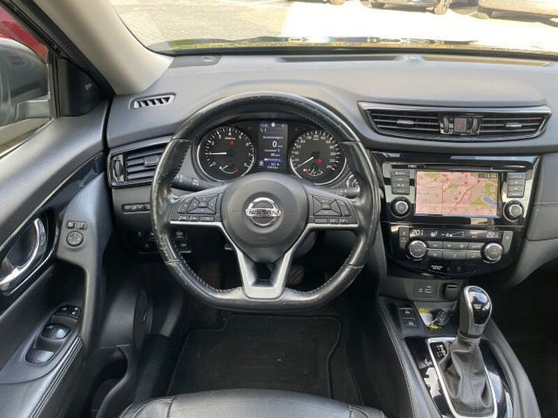 Nissan X-Trail 1.3DIG-T Tekna Navi AVM-Kamera Leder PGD