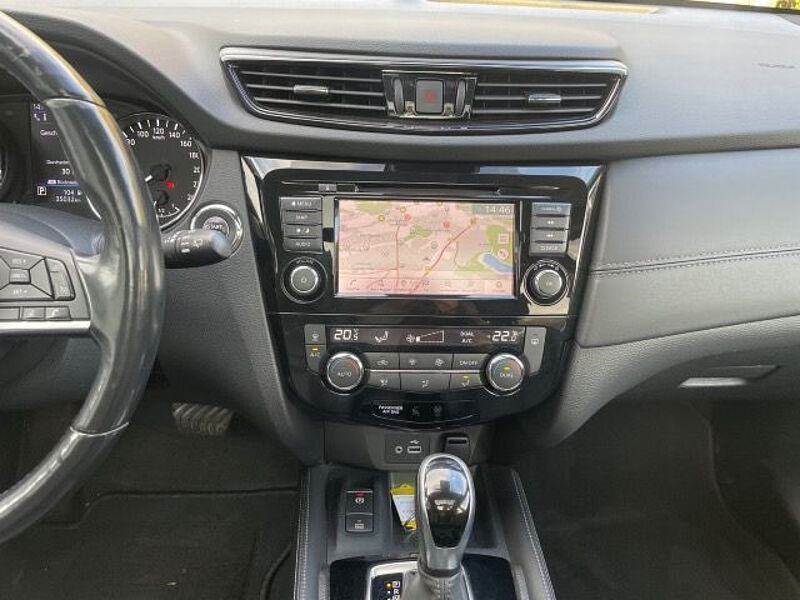 Nissan X-Trail 1.3DIG-T Tekna Navi AVM-Kamera Leder PGD