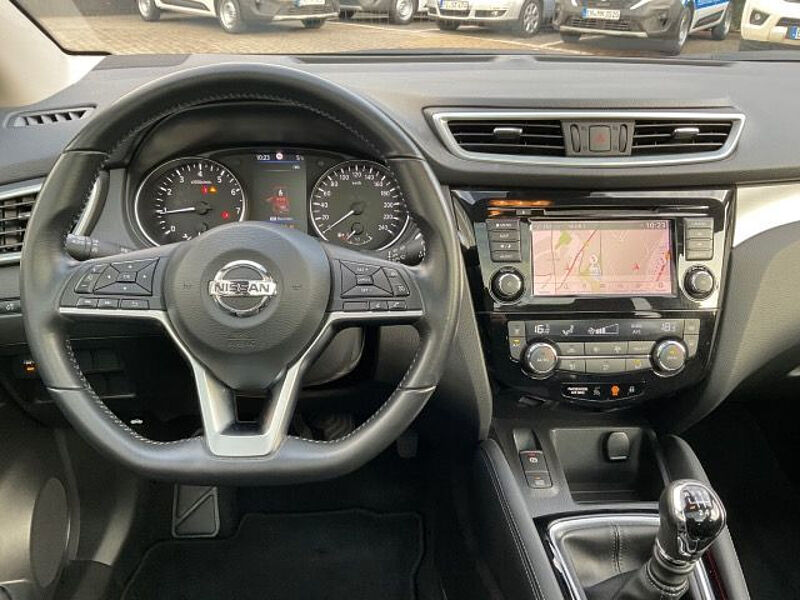 Nissan Qashqai 1.3 DIG-T N-Connecta Navi Kamera PGD LED