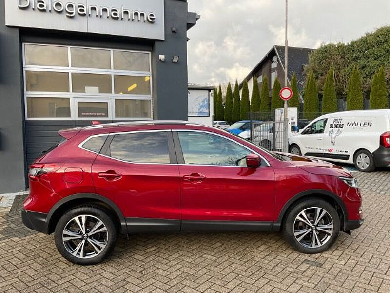 Nissan Qashqai 1.3 DIG-T N-Connecta Navi Kamera PGD LED