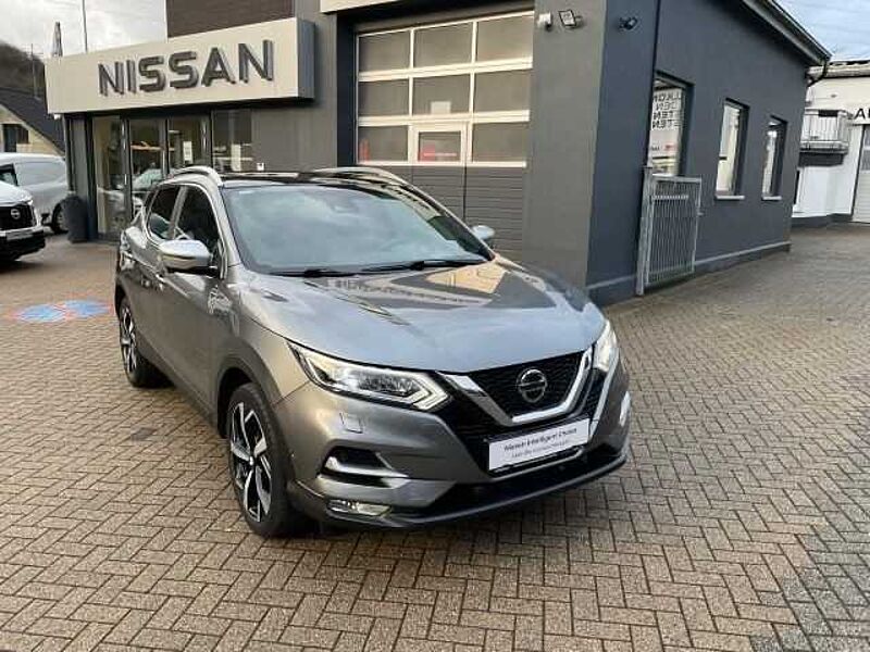 Nissan Qashqai 1.3 DIG-T Tekna+ Leder AVM Navi BOSE PGD