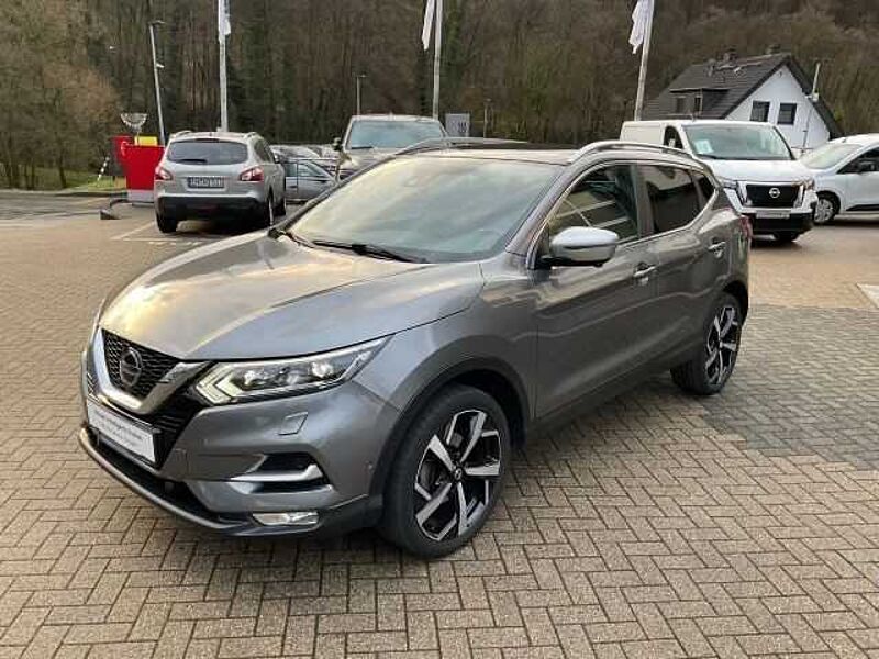 Nissan Qashqai 1.3 DIG-T Tekna+ Leder AVM Navi BOSE PGD