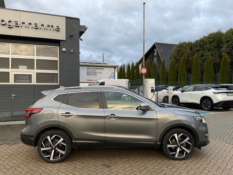 Nissan Qashqai 1.3 DIG-T Tekna+ Leder AVM Navi BOSE PGD