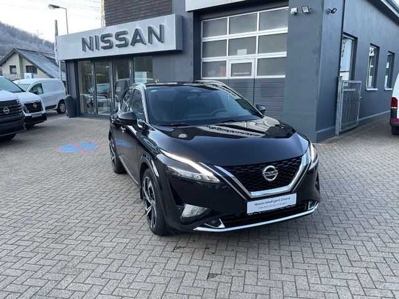 Nissan Qashqai 1.3DIG-T Automatik Tekna+ 4x4 Nappa BOSE