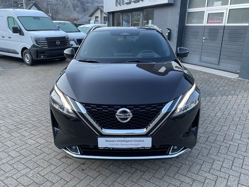 Nissan Qashqai 1.3DIG-T Automatik Tekna+ 4x4 Nappa BOSE